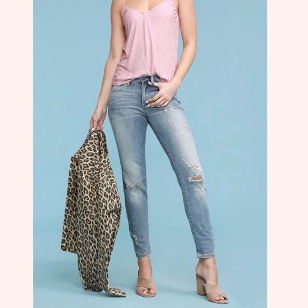 Judy Blue Shredding Up My Life Distressed Relaxed Fit Denim Jeans in Blue sz 27